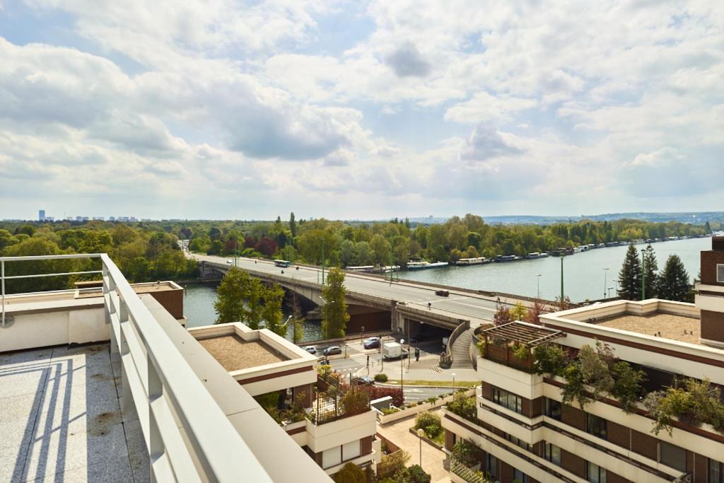 Zenao Appart'Hotels Suresnes Exterior photo